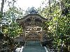 永平寺承陽門から垣間見える寺歴代住職の位牌が安置される承陽殿