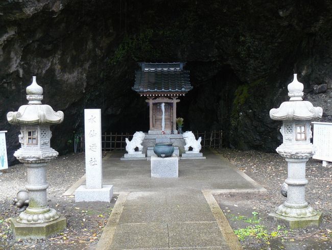 ���������i����U�Ёj