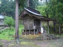 越知神社遥拝所の側面を写した写真
