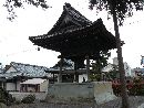 正覚寺の長い歴史に時を刻んできた鐘楼と梵鐘