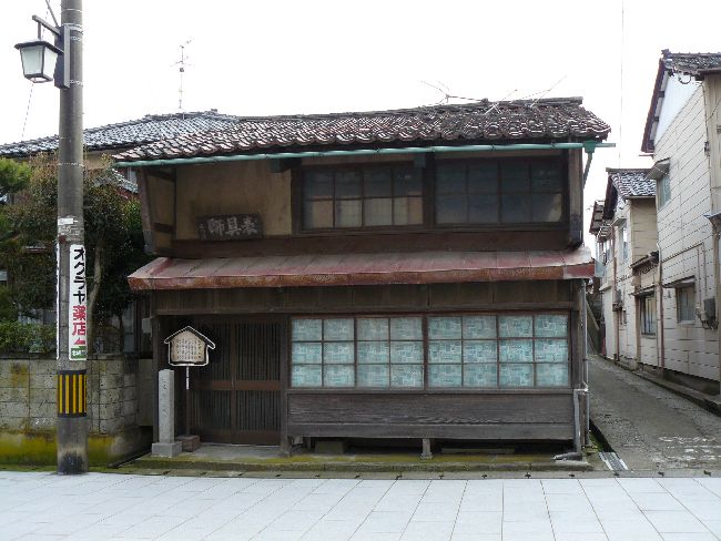 �O��������