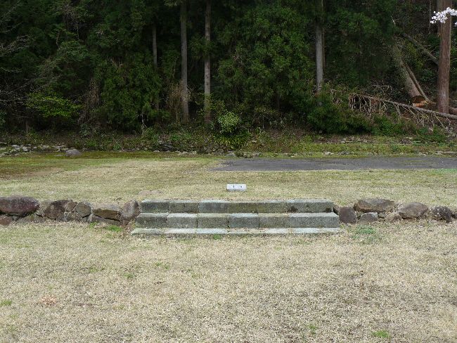 �䏊�E���{��