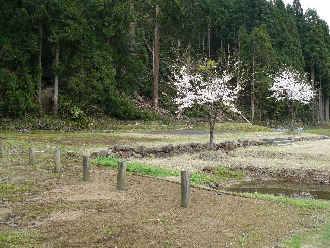 �䏊�E���{��