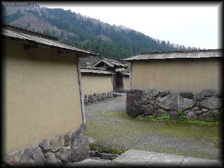 ���Ɖ��~�i���J���q����Ձj