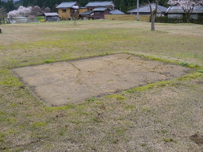 ���q�i���ِ�