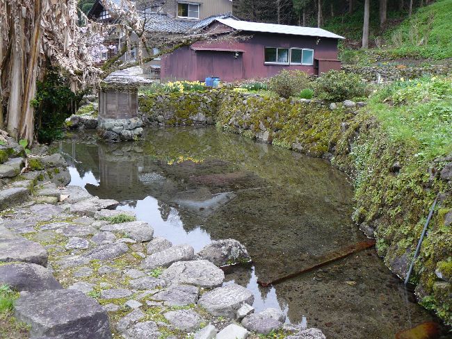 �Z������