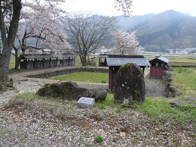 ���R���Ǝ���