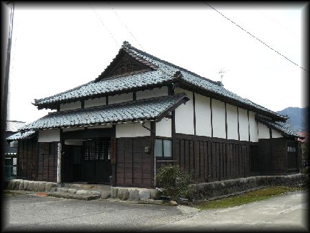 �����퓰������