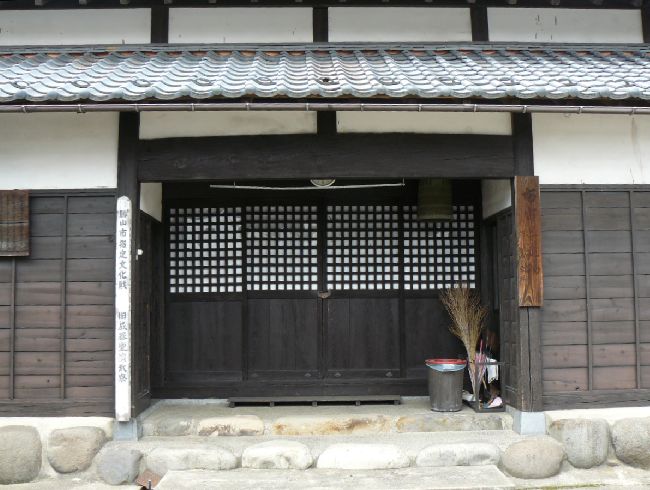 �����퓰������