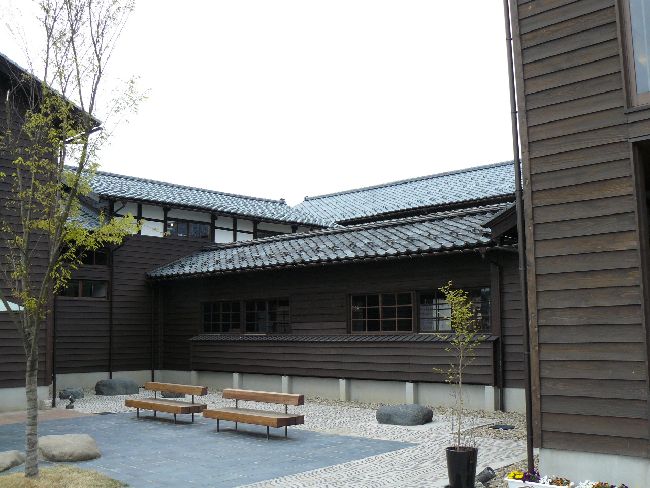 ���؉��@�Ə�