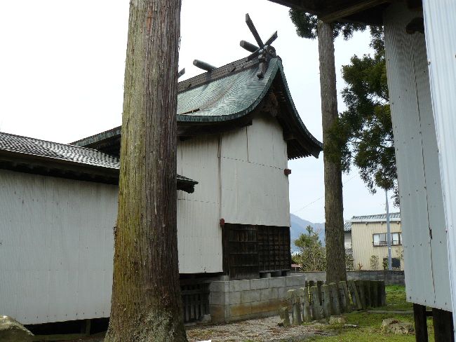 �_���_��