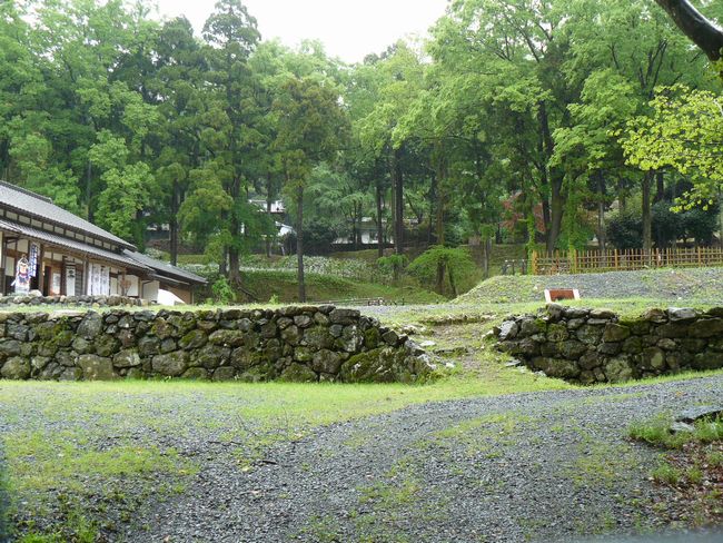 ���`����s��