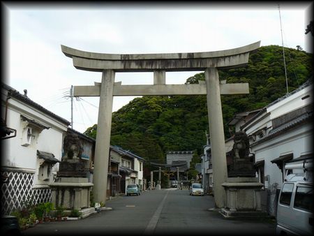 �����_��