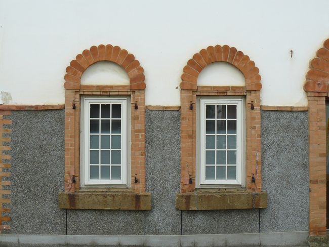 �������